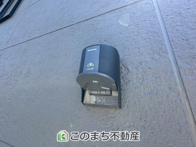 アーバンモデリア宇都宮市細谷町の設備|電気自動車用コンセントのソケットがございます。電気工事後に使用可能です。
