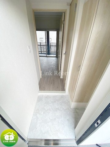 レジデンス　ホクサイの玄関