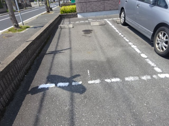 パエーゼの駐車場