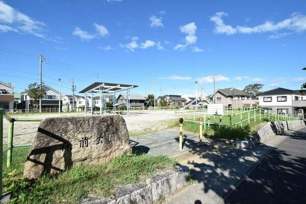 ハイネスの周辺