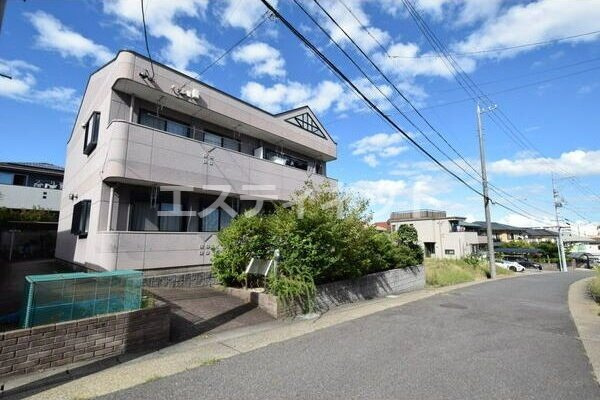 ハイネスの外観