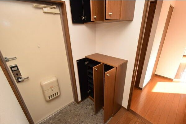 ハイネスの玄関