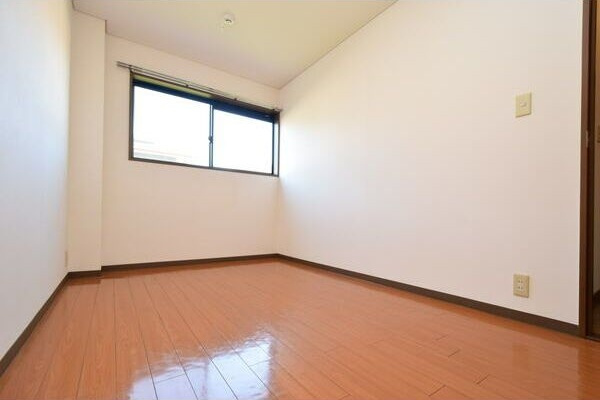 ハイネスの寝室