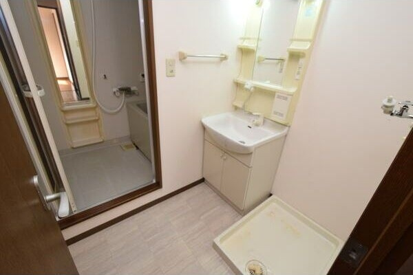 ハイネスの洗面所