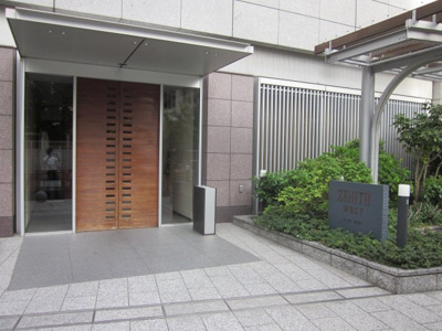 【エントランス】 | ジーニス大阪ＷＥＳＴ棟 | ３ＷＡＹアクセス可の立地です♪都心のオアシス・中之島公園も徒歩すぐです。