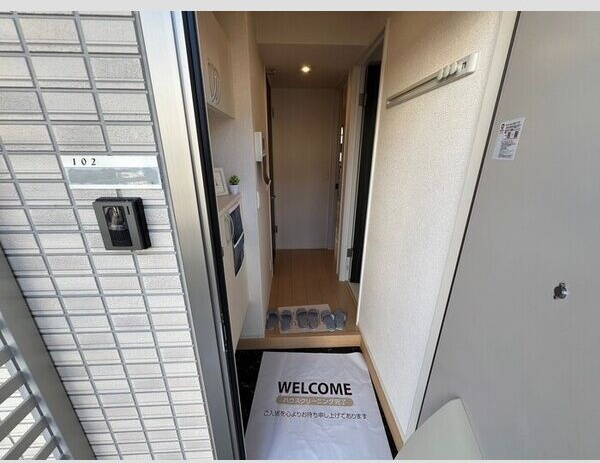 サンライズYの玄関