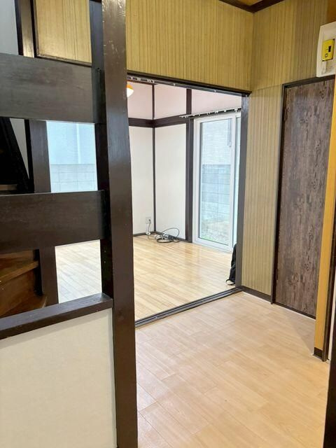 東久留米市中央町貸家の洋室