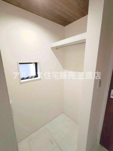 調布市西つつじケ丘1丁目 京王線 柴崎駅 新築戸建の収納