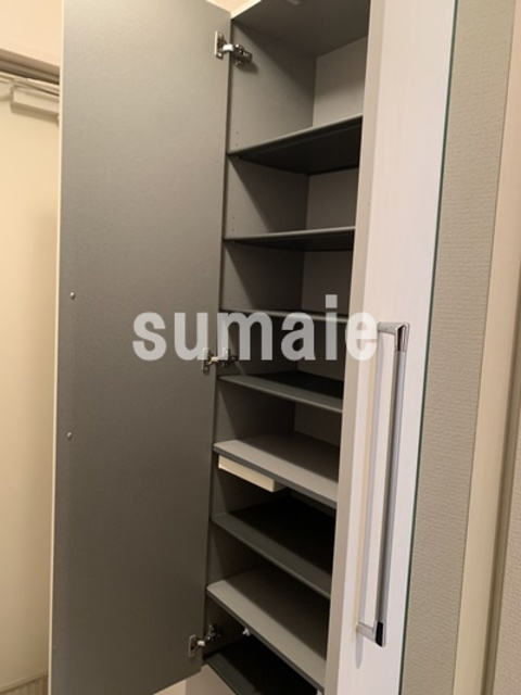 ウィスタリア　Gの収納|シューズボックス