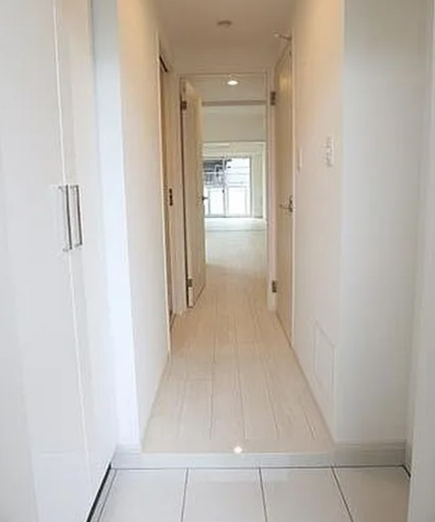 リヴシティ向島弐番館の玄関