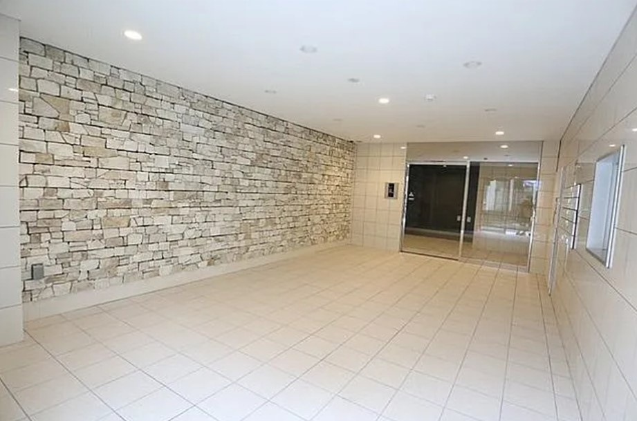 リヴシティ向島弐番館のエントランス