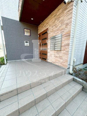 【エントランス】 | グランディール | ゆとりのあるエントランスです