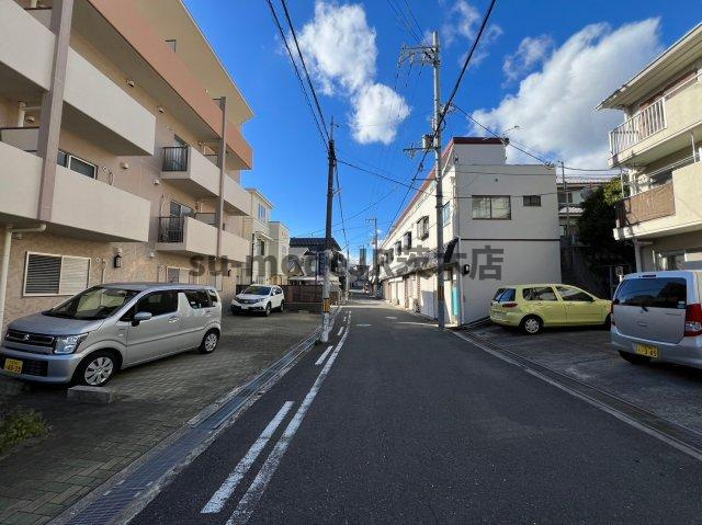 アンシャンテ総持寺の駐車場