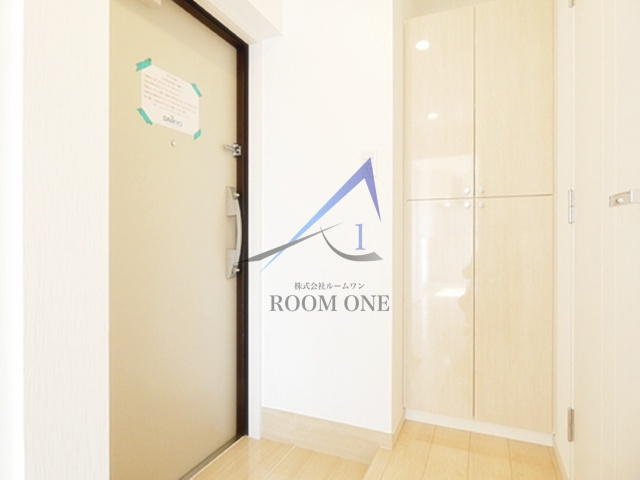 Ｒｉｓｉｎｇ　ｐｌａｃｅ浅草五番館の玄関|玄関です。