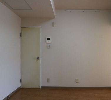 【洋室】 | パーク・サイド関 | 落ち着いた色調の洋室です