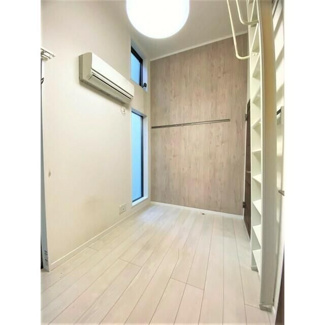 【寝室】 | ＩＲＩＥ　ＦＬＯＯＲＳ