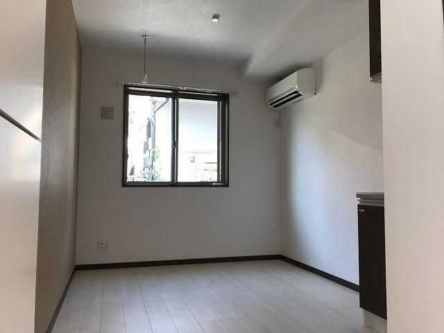 メイト上板橋の居間・リビング