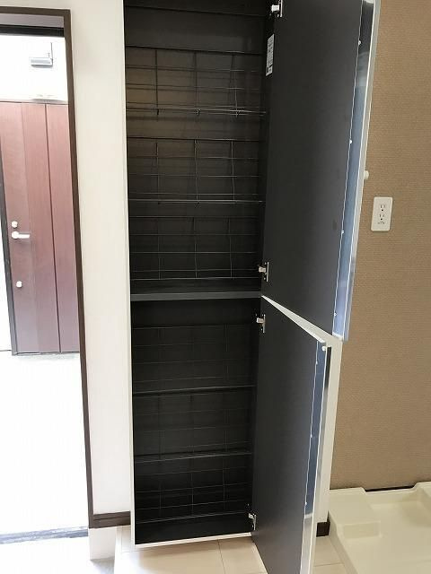 メイト上板橋の玄関