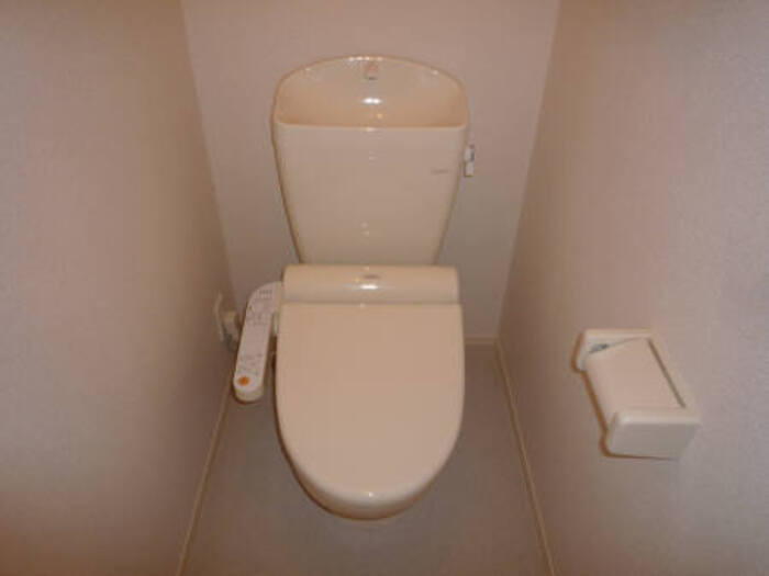 カーサ ヴェルデⅡのトイレ|温水洗浄便座トイレ