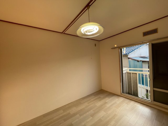 サンシティ八雲の洋室