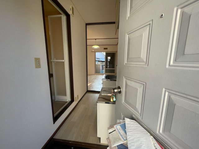 サンシティ八雲の玄関