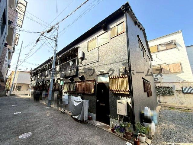 エアロプレーン春日の外観|きれいな外観です