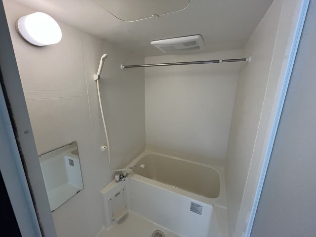 アンプルールクラージュアミティエの浴室