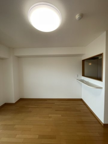 ネクスプロス大和田の居間・リビング|(参考)同マンション同間取り他部屋の写真