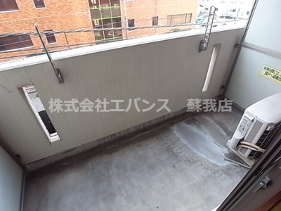 【バルコニー】 | サングリーン新宿 | お洗濯にも便利なバルコニー付き