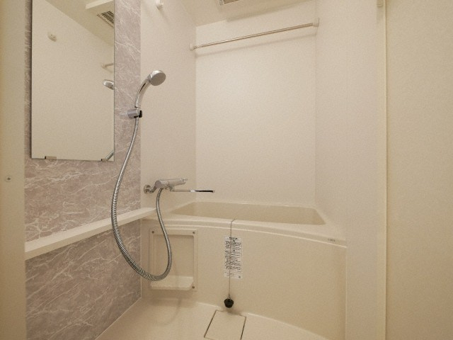 エスリード弁天町グランツの浴室