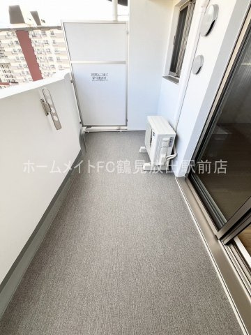 大阪市城東区放出西３丁目の賃貸マンションのバルコニー