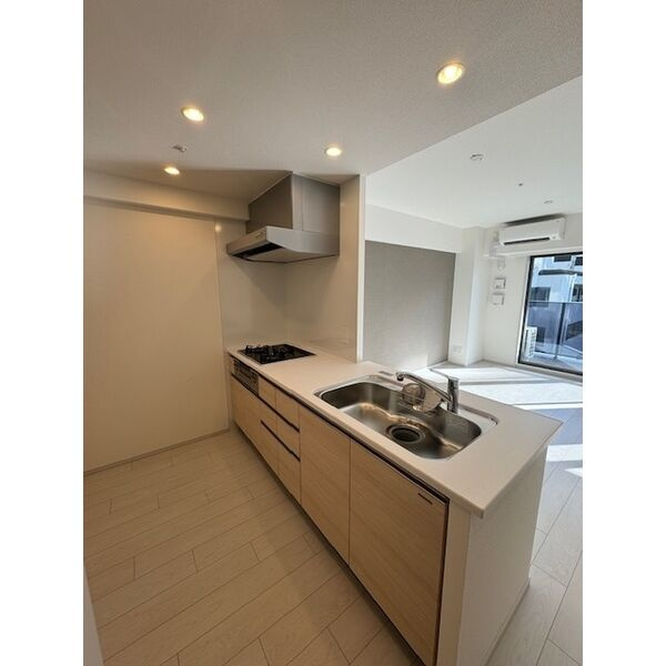 THE　MUTUAL　江坂のキッチン