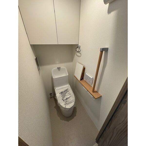 THE　MUTUAL　江坂のトイレ