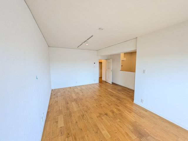 ラポール生田の玄関