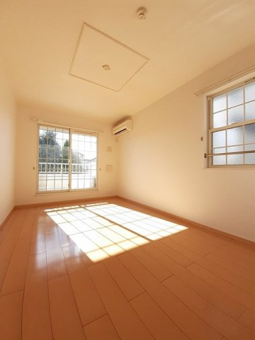 サン・グレイスの居間・リビング|ゆったりとした居間です