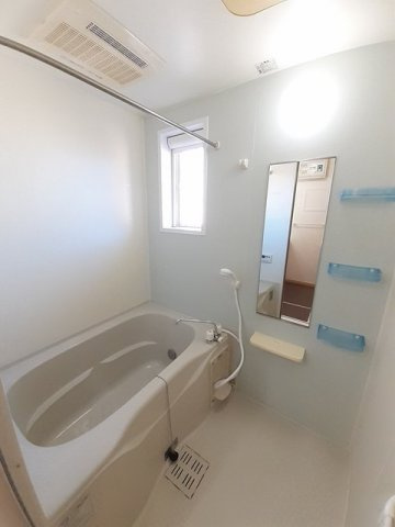 サン・グレイスの浴室|コンパクトで使いやすいお風呂です