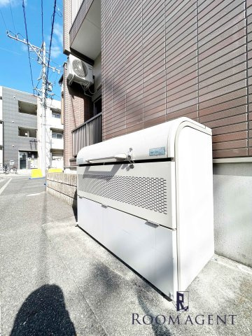 寿キャッスル栄生のエントランス