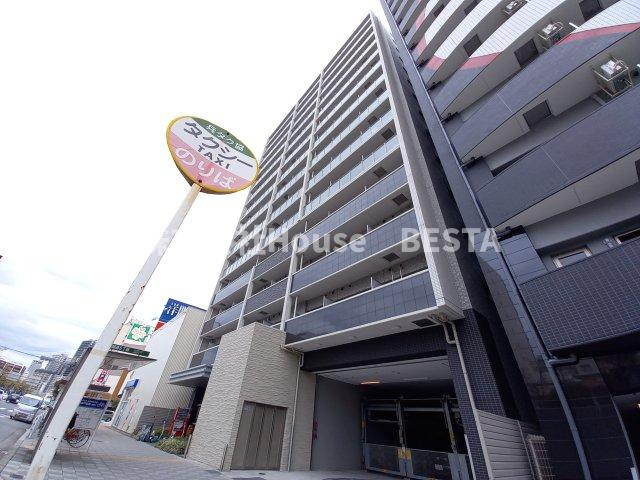 エスリード神戸ハーバーテラスの外観