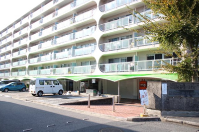 【外観】 | 日商岩井箕面ハイツB棟