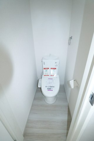 二本松市油井字大窪　　　  ２号棟　　油井小学校、安達中学区　のトイレ