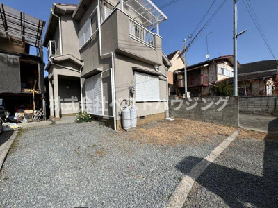 【駐車場】 | 荒井町東本町貸家 | 2台スペースあり