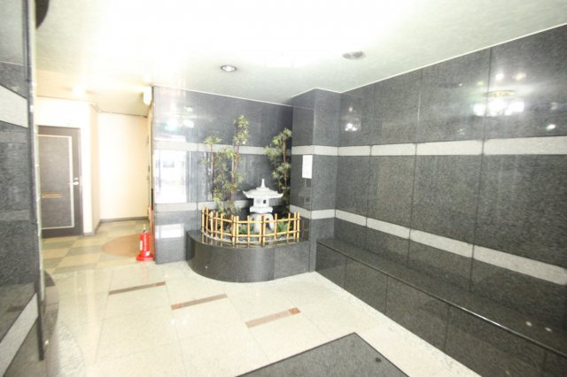 CTビュー小阪のエントランス