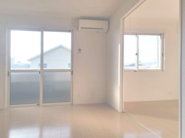 ロイヤルラパンの居間・リビング