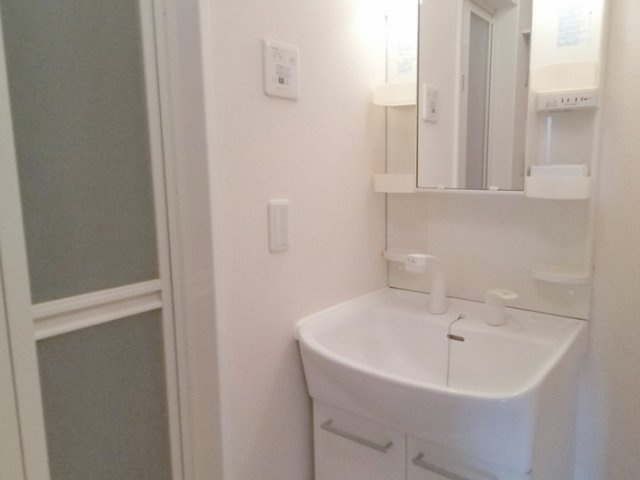 ロイヤルラパンの洗面所