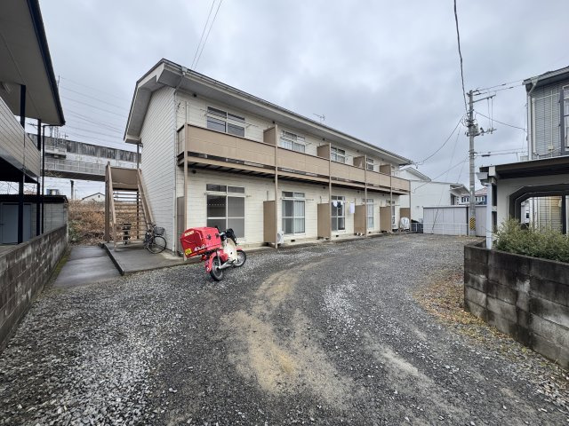 想定年間賃料316.8万　想定利回り12.67％　木造の外観
