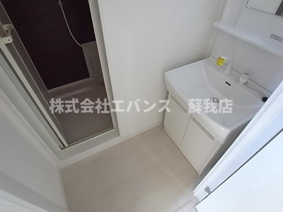 【洗面所】 | il centro本千葉駅前（イルチェントロ） | 脱衣スペースもあります