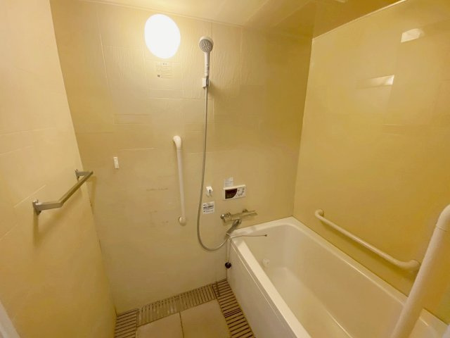 グレース本館の浴室