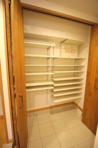 マンション第2多摩川苑の収納