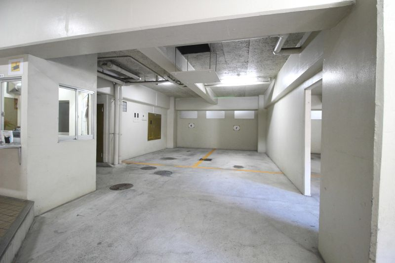 マンション第2多摩川苑の駐車場