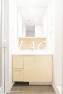 【洗面所】 | ガーラ・レジデンス浅草 | 洗面台です。